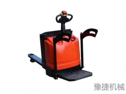 开云网页讲述物流搬运车的工作特点